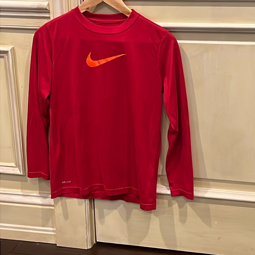 Boys Red Nike Top Size L
